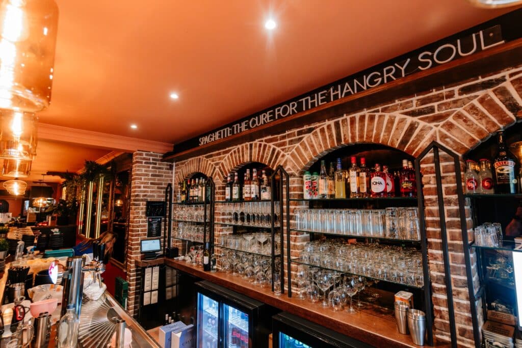 RONSE(HR) ©sdinnewethbe (015) Sfeerbeeld van restaurant Mister Spaghetti Ronse
